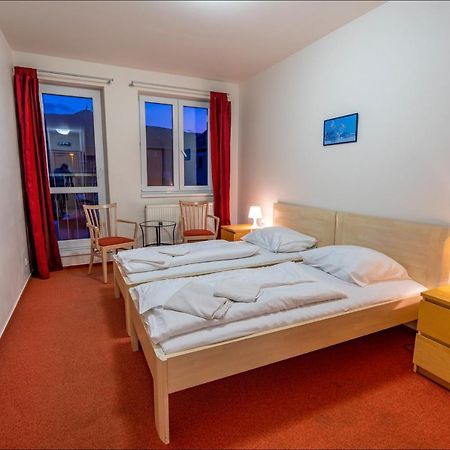 Hotel Petra Liberec Bagian luar foto