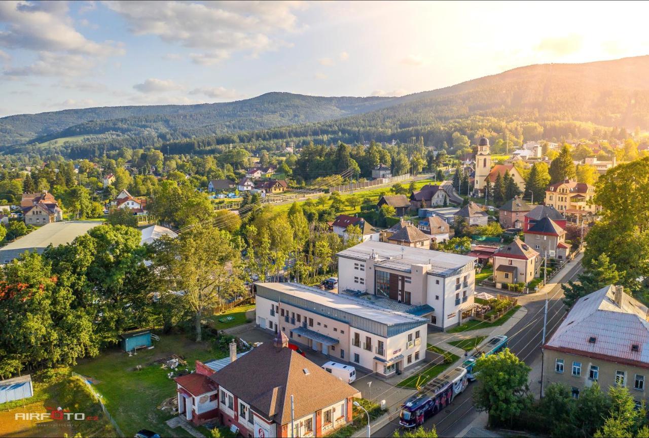 Hotel Petra Liberec Bagian luar foto
