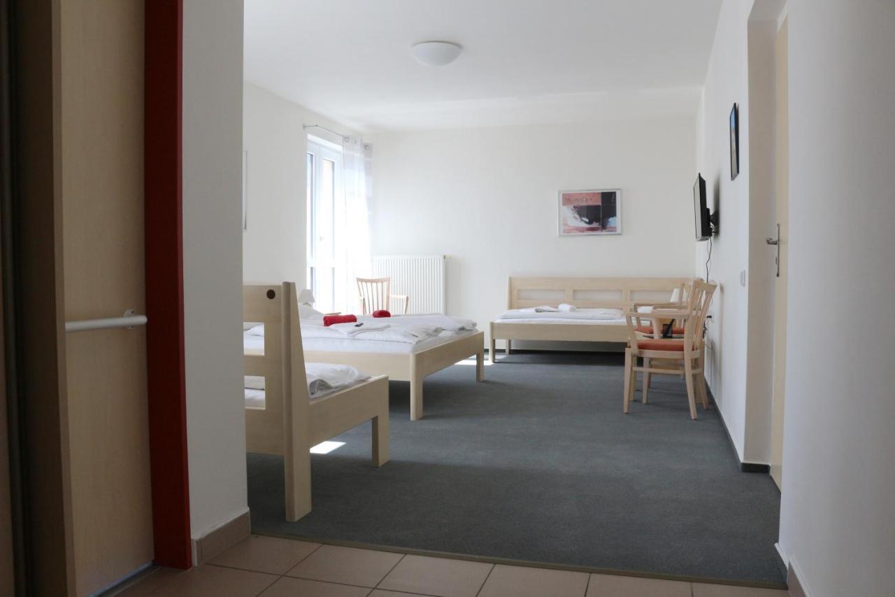 Hotel Petra Liberec Bagian luar foto