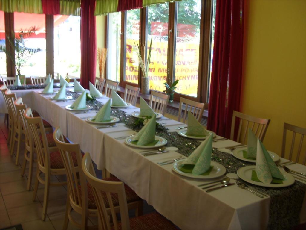 Hotel Petra Liberec Bagian luar foto