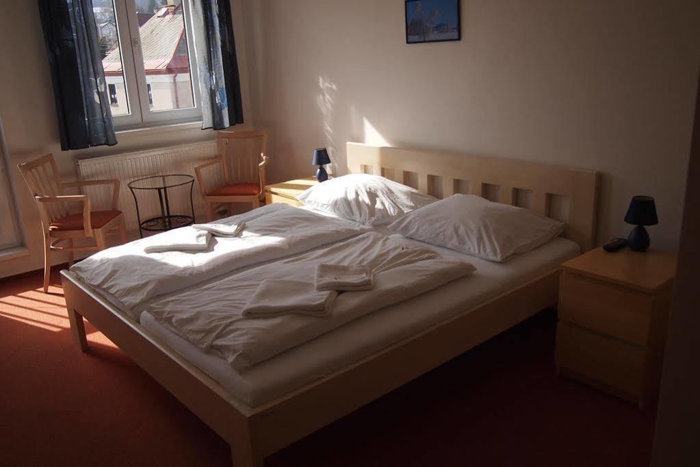 Hotel Petra Liberec Bagian luar foto